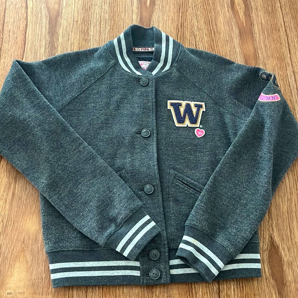 Victoria Secret Pink UWashington Varsity Jacket💥🐾